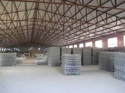 固濱籠結(jié)構(gòu)與傳統(tǒng)護(hù)坡結(jié)構(gòu)的生態(tài)效益對(duì)比